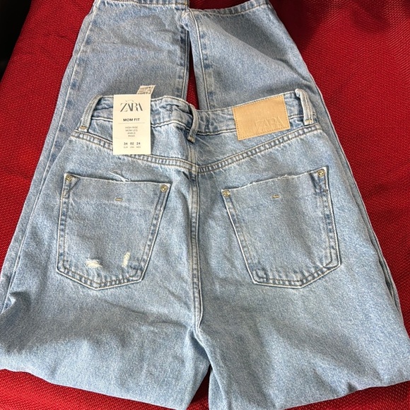 Zara Women's Light Blue Jeans - Picture 2 of 4